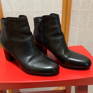 Via Spiga leather booties